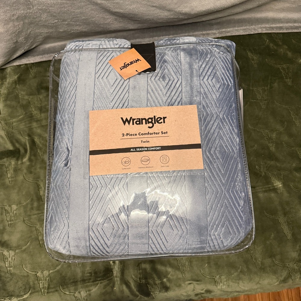 Wrangler Comforter Set Twin Light Blue New 2-Piece Geometric Soft Bedding